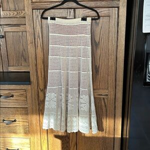 Sleeping on Snow Crochet Maxi Skirt Cream‎ and Red lining Small